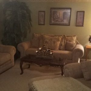 Meet your Posher, Janice